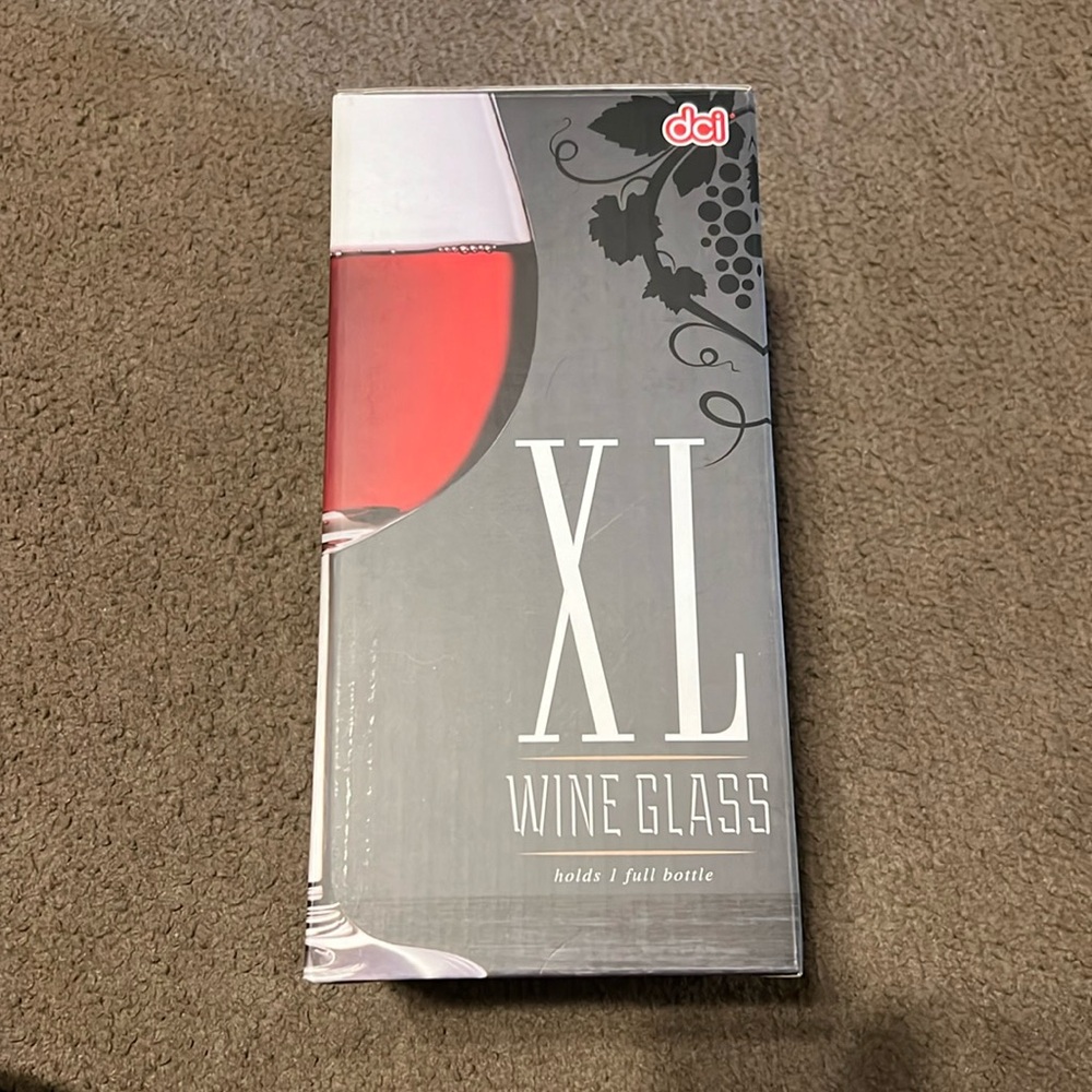XL Wine Glass